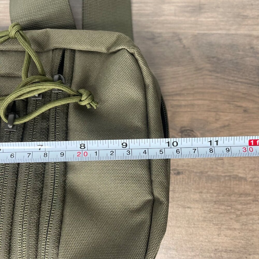 Women’s Conceal Carry Crossbody Bag - Picture 9 of 9